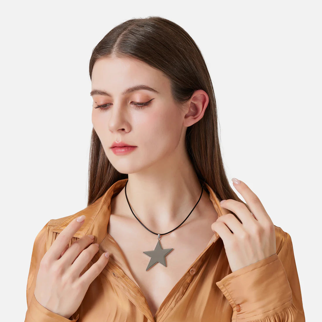 THE STAR NECKLACE